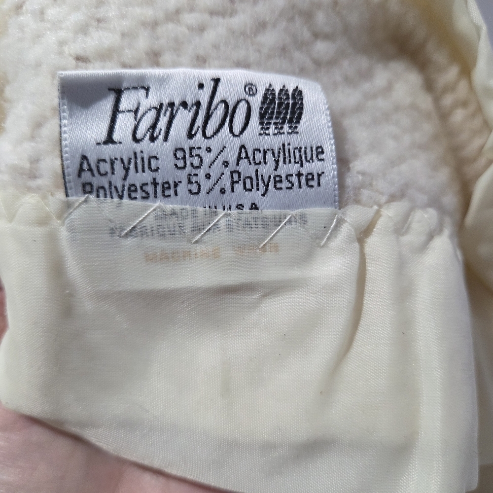 Vtg Faribo Termal Waffle Blanket